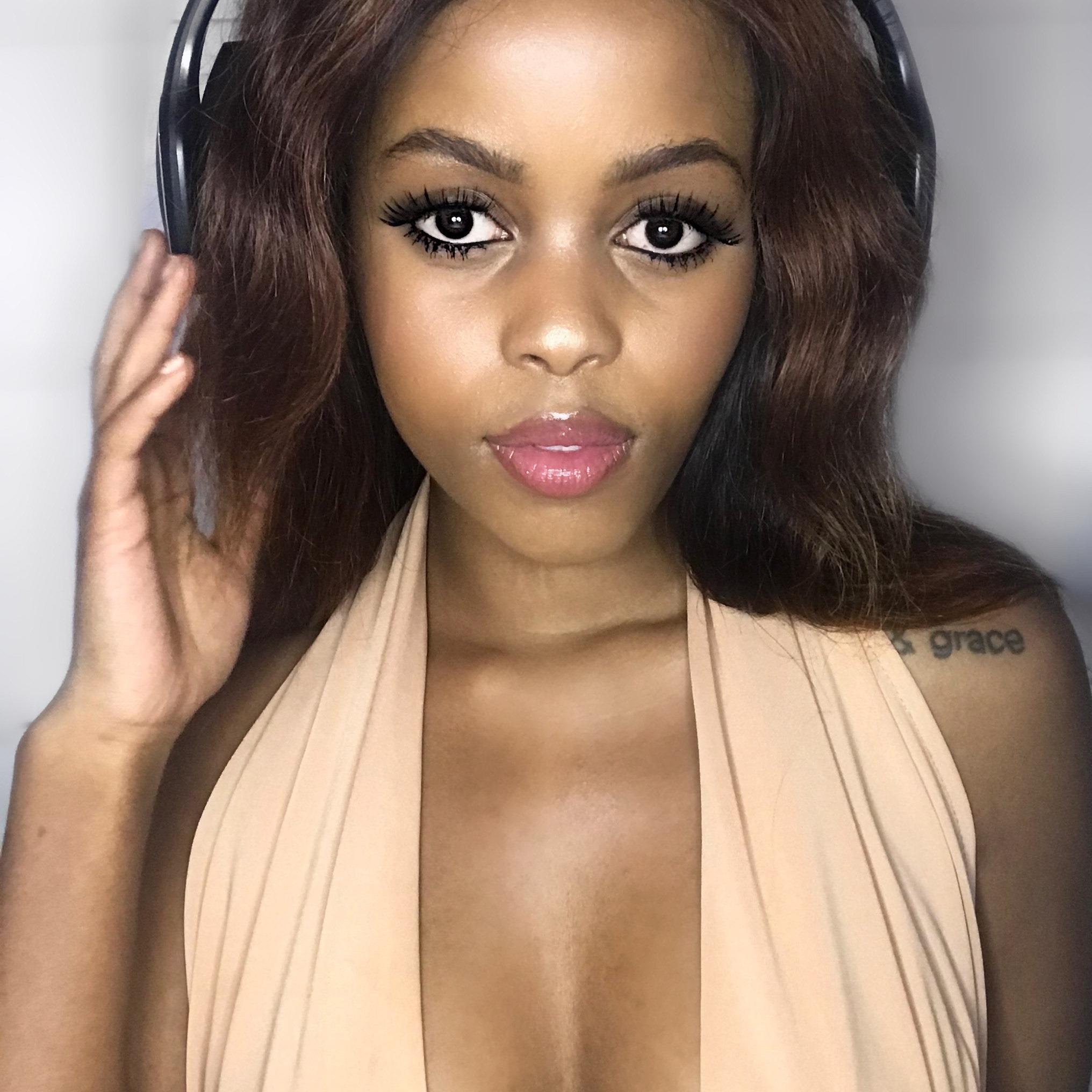 Shera The DJ