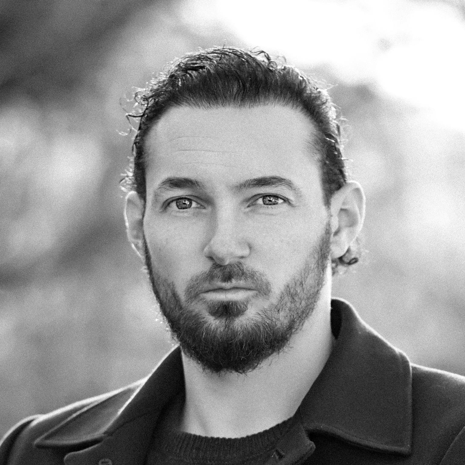 Julien l Brand Builder